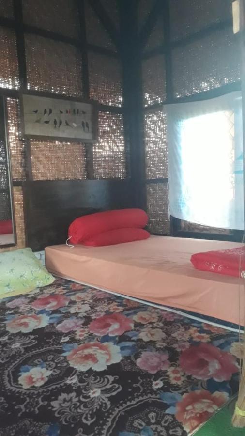 Country house Kunci Rumah