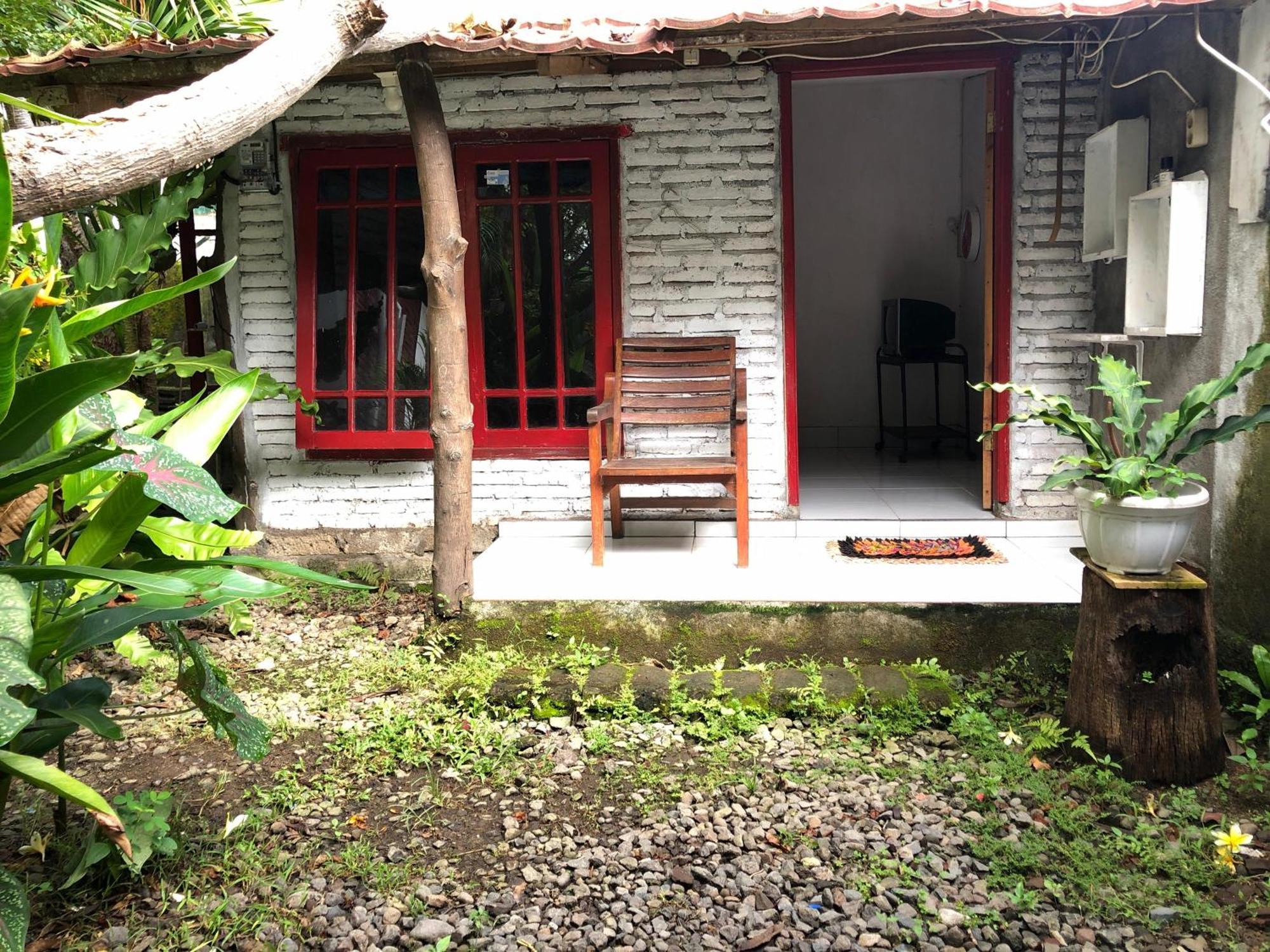 Kunci Rumah Country house Sorongjukung